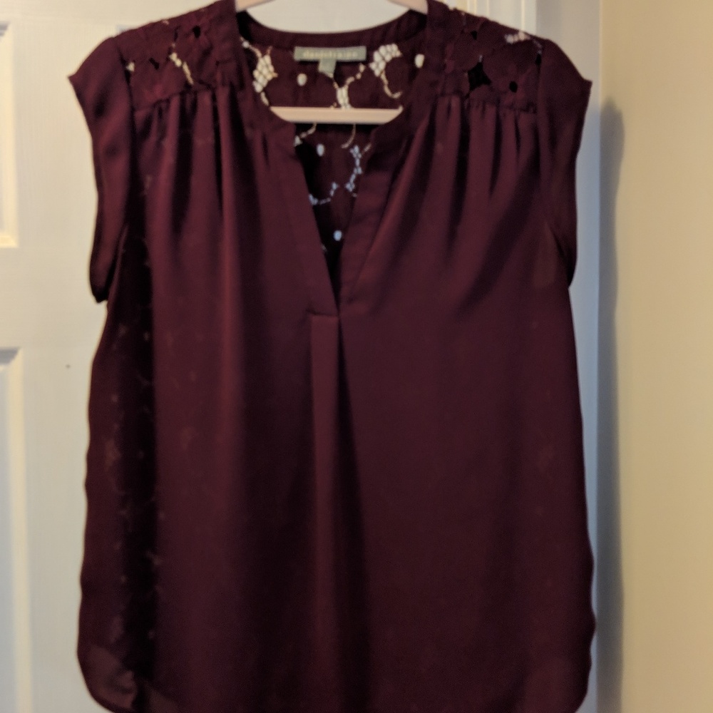 Sleeveless Blouse
